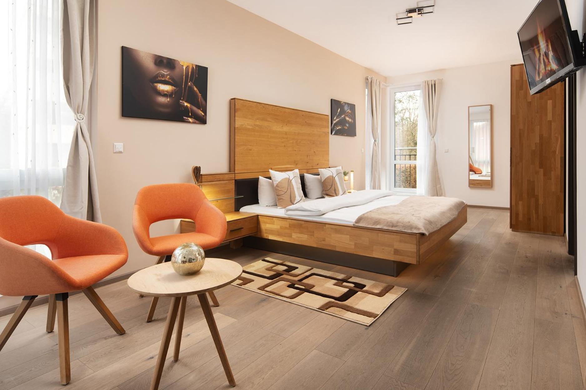 Hotel Vier Jahreszeiten Therme & Kliniken Bad Krozingen Naehe Freiburg & Schwarzwald Ideal Fuer Wellness Kur & Business Ausfluege 24H Check In- Wlan & Parken Gratis Extérieur photo